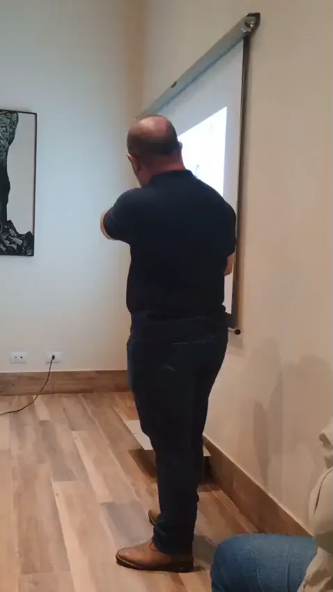 Prévia do vídeo 25